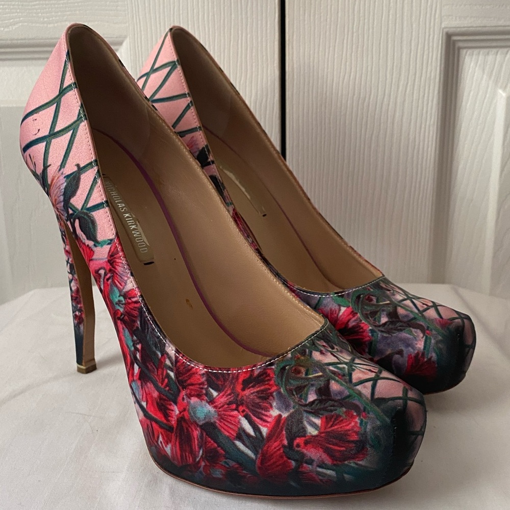 Nicholas Kirkwood Pink Floral Printed Silk Platform Heels SZ 39 1/2 (9.5 US)